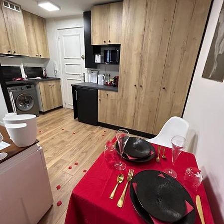 Expérience Unique - Love Room à Cannes - Appartement avec un jacuzzi Privé Exterior foto